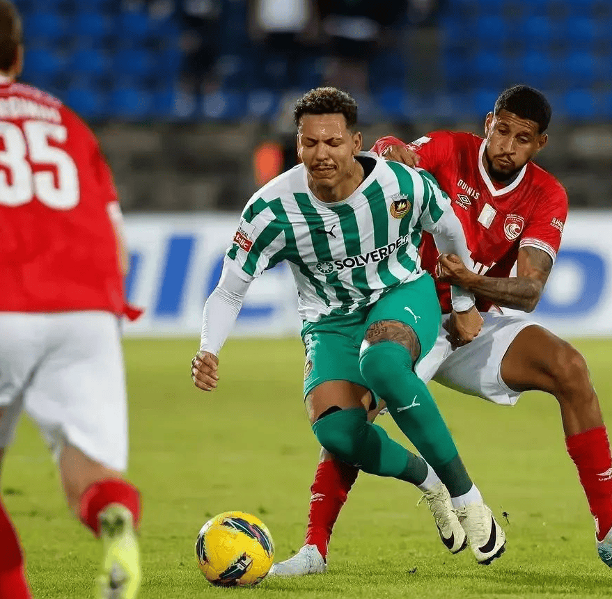 wanbo-赛地聚焦——葡超转会期热度飙升；洛杉矶快船刷新队史纪录；赛场秩序良好；训练强度明显提升的简单介绍-wanbo